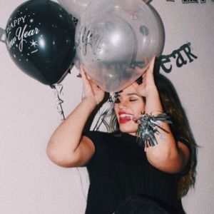 Meet your Posher, Raissa